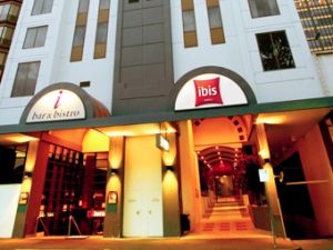 Hotel Ibis Melbourne - Grafton Accommodation